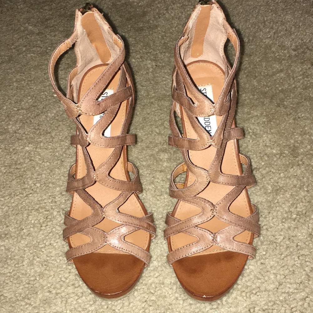 Steve Madden Nude/Tan Strappy Wedge Sandals